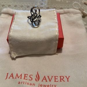 Retired James Avery swirl Ring